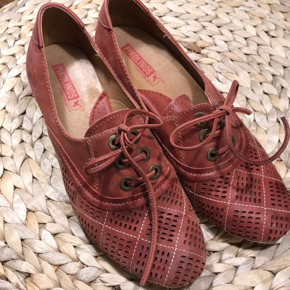 PIKOLINOS Shoes - red leather pikolinos shoe